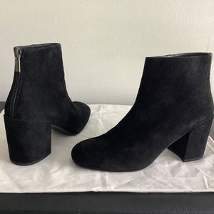 STUART WEITZMAN BLACK Suede heeled short boots size 9 Made in Italy